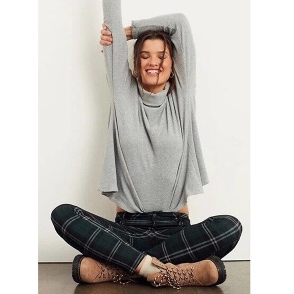 NWT Eri + Ali Anthropologie Cowl Neck Turtleneck Long Sleeve Top Split Back XS - Picture 1 of 8